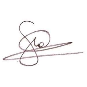 Gwen Stefani Signature