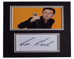 Lee Mack Signature