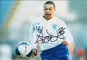 Alex Oxlade-Chamberlain Signature