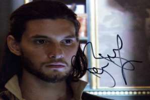 Ben Barnes Signature