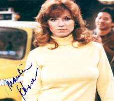 Marilu Henner Signature