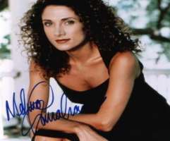 Melina Kanakaredes Signature