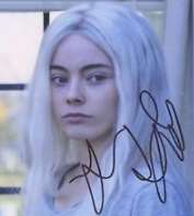 Freya Tingley Signature