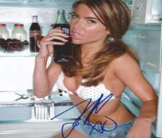 Jacqueline MacInnes Wood Signature