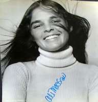 Ali MacGraw Signature