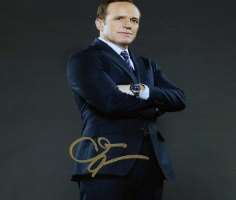 Clark Gregg Signature