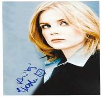 Isabelle Carre Signature
