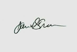 Daniel Sharman Signature