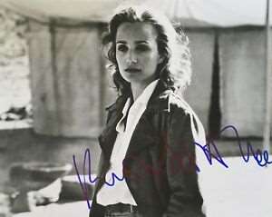 Kristin Scott Thomas Signature