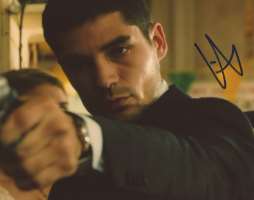 D.J. Cotrona Birthday, Real Name, Age, Weight, Height, Family, Facts