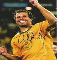 Lucas Neill Signature
