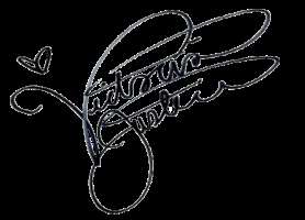 Victoria Justice Signature