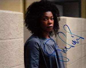 Lorraine Toussaint Signature