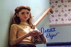 Natalia Dyer Signature