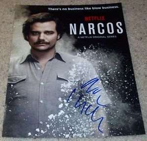 Wagner Moura Signature