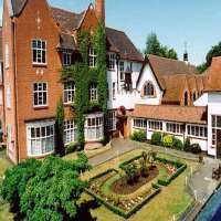 Tom Hardy Reed's School, Surrey, Tower House School, London, England, Richmond Drama School