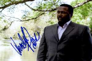 Wendell Pierce Signature