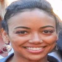 Shailene Garnett Childhood Image
