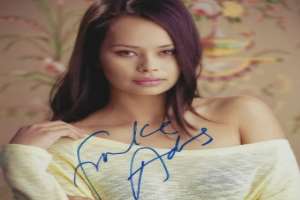 Frankie Adams Signature