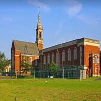 Naoko Mori Royal Russell School