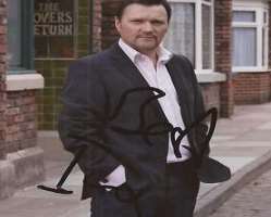 Ian Puleston-Davies Signature