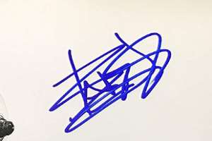Ben Schwartz Signature