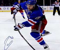 Mats Zuccarello Signature