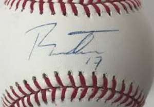 Ronald Torreyes Signature