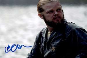 Elden Henson Signature