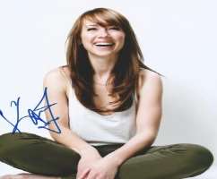 Karine Vanasse Signature