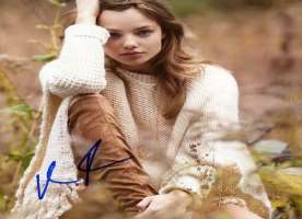 Kristine Froseth Signature