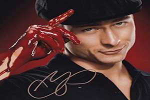 Glen Powell Signature