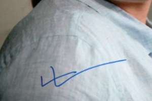 Merritt Wever Signature