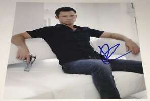Jeffrey Donovan Signature