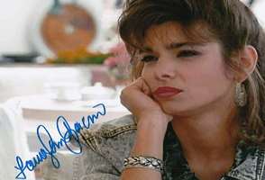 Laura San Giacomo Signature