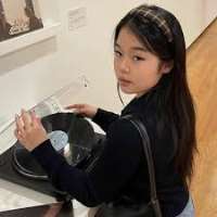 Daisy Choi Childhood Image