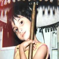 Richa Chadha Childhood Image