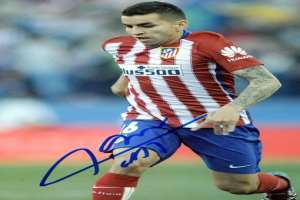 Angel Correa Signature