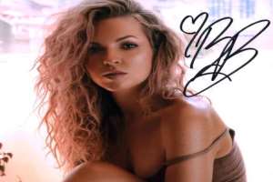 Briana Buckmaster Signature