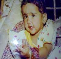 Asees Kaur Childhood Image