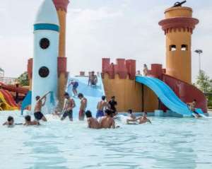 Dolphin-Water-Park