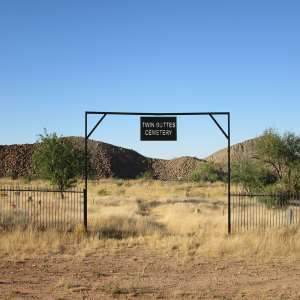 Twin Buttes Cemetery