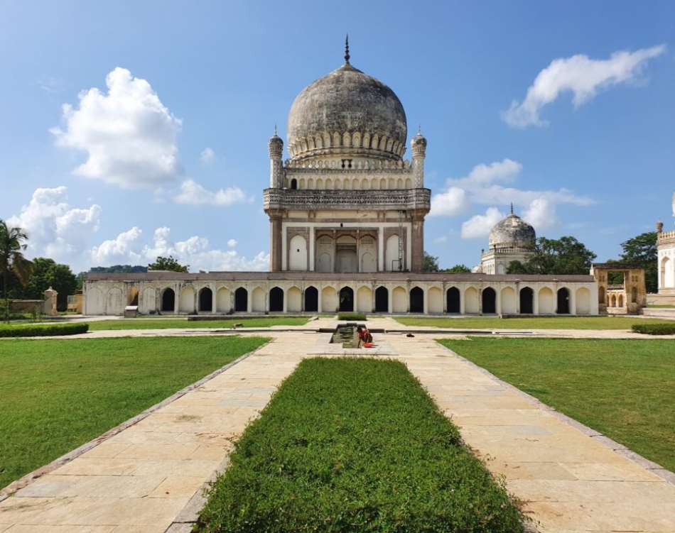 Qutub Shahi Tombs