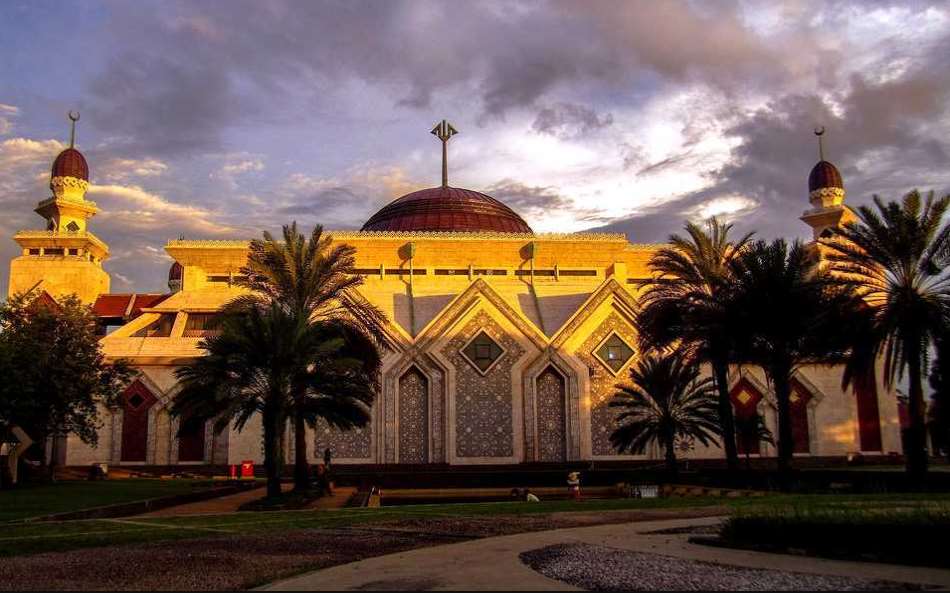 At Tin Mosque