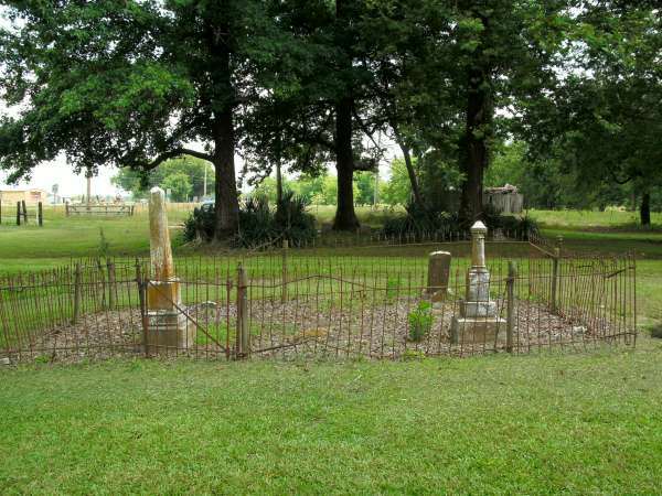 Trippe Holly Grove Cemetery