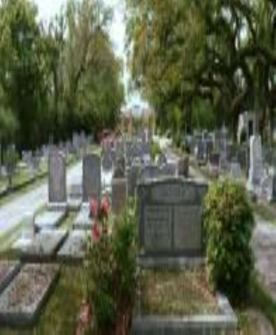 Ahavas Chesed Cemetery