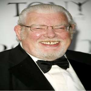 Richard Griffiths Birthday, Real Name, Age, Weight, Height ...