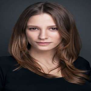 Serenay Sarikaya Birthday, Real Name, Age, Weight, Height, Family ...