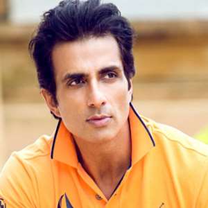 Sonu Sood Birthday, Real Name, Age, Weight, Height, Family, Facts ...