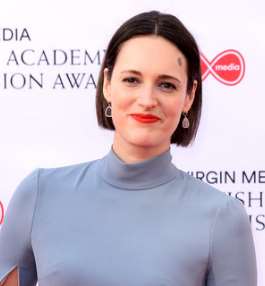 Phoebe Waller-Bridge Birthday, Real Name, Age, Weight ...